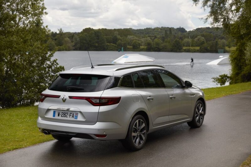 Lisbon Airport: Cascais/Estoril/Sintra Private Transfer - Transfer Experience Highlights