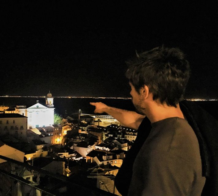 Lisbon: Alfama Tour and Live Fado With Traditional Dinner - Savoring Traditional Portuguese Cuisine