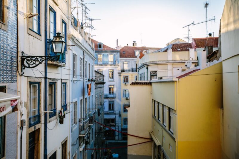Lisbon: Alfama Walking Tour - Tour Duration and Pricing