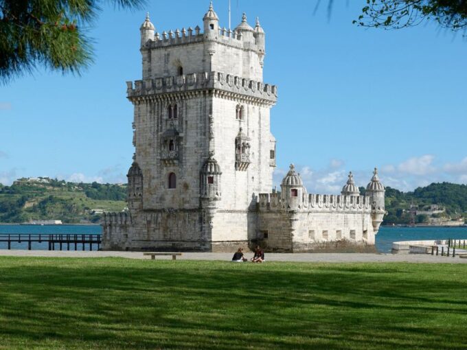Lisbon and Sintra Full Day Private Tour - Frequently Asked Questions