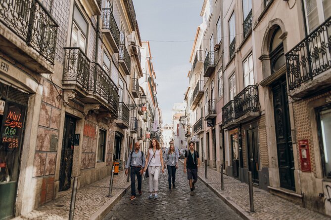 Lisbon at Sunset: Petiscos, Food & Wine Tour - Guided Exploration