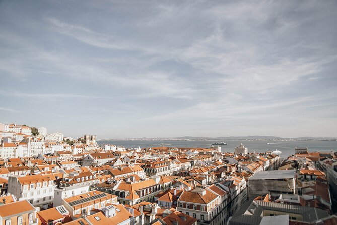 Lisbon at Sunset: Petiscos, Food & Wine Tour - Excellent Customer Reviews