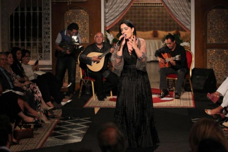 Lisbon: Authentic Fado Show, Dinner and Night Tour - Itinerary Highlights