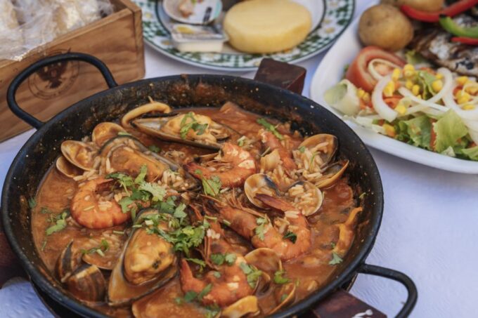 Lisbon: Baixa Food Walking Tour With Drinks - Important Details