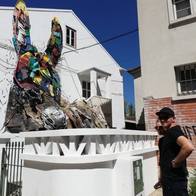 Lisbon Bay Private Street Art Tour - Important Information