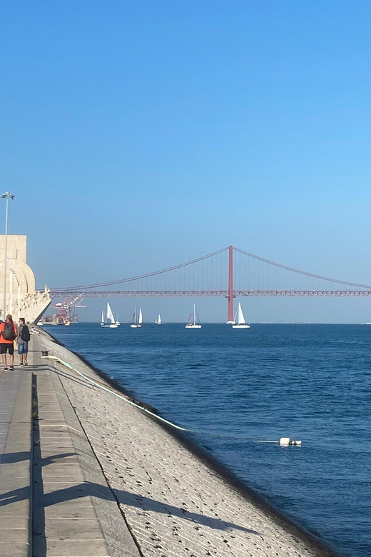Lisbon: Belem District Vintage Car Tour - Guided Tour Features