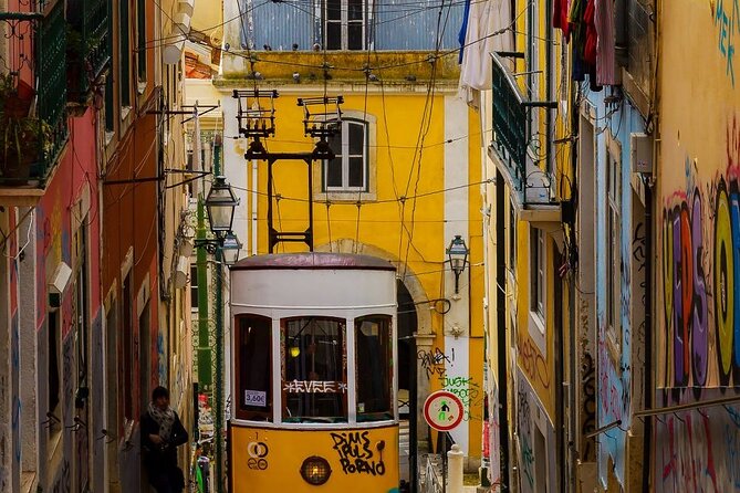 Lisbon & Belém: Private Tour Half Day Trip by Electric Tuk Tuk - Discovering Beléms Landmarks