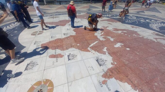 Lisbon: Belem Tour & Jeronimos Monastery Skip-the-Line Entry - Exploring Belems Landmarks