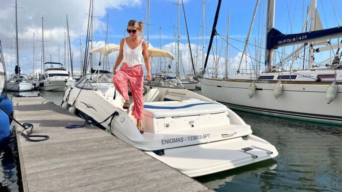 Lisbon Boat Tour From Parque Das Nações - Tour Duration and Group Size