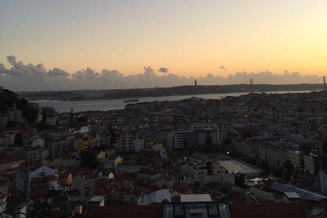 Lisbon by Night up to 6 People, Private Tour - Duration and Pace of Tour
