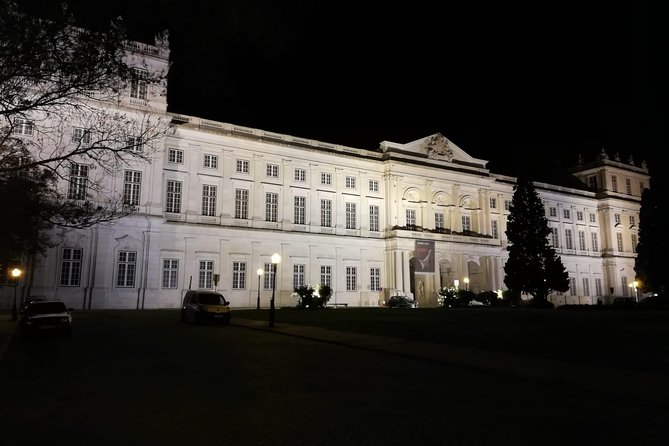 Lisbon by Night up to 6 People, Private Tour - Group Size and Pricing