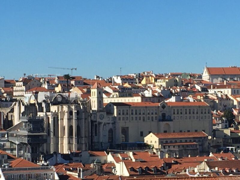 Lisbon: City Center Walking Tour, Viewpoints and Food Taste - Itinerary Highlights