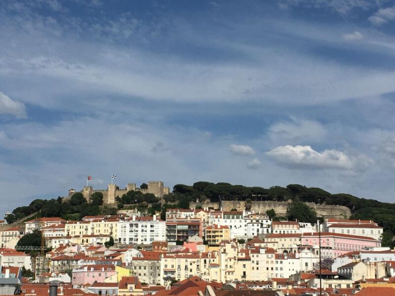 Lisbon: City Center Walking Tour, Viewpoints and Food Taste - Experience and Highlights