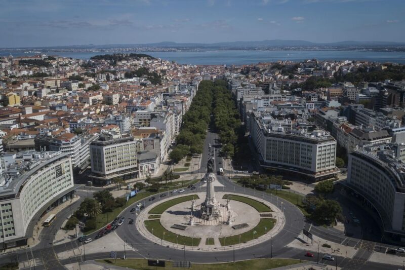 Lisbon City Tour 3 Hours - Pickup and Group Details