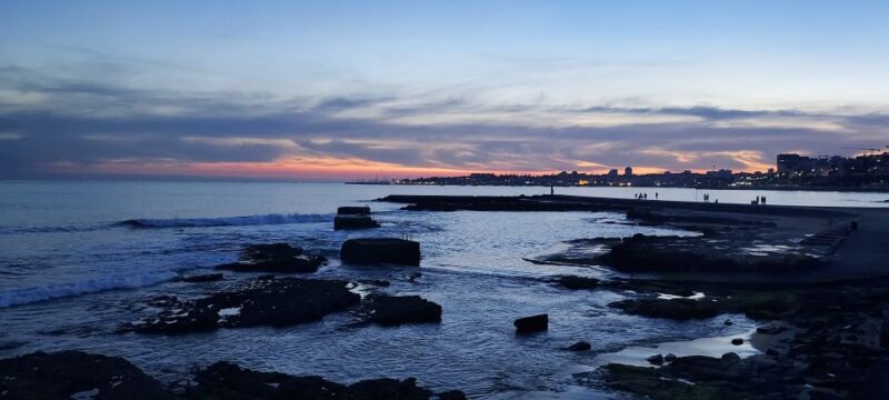 Lisbon: Coastal Sunset Tour With Sparkling Wine and Snacks - Itinerary Highlights