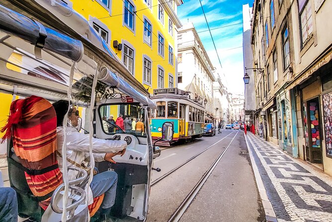 Lisbon Complete Tour! Eco TukTuk Private Guided - Tour Itinerary Highlights