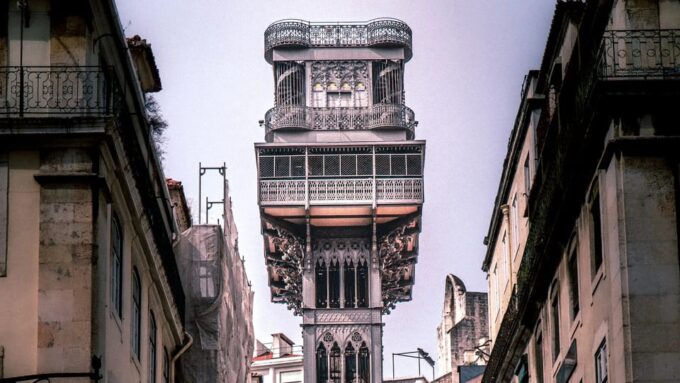 Lisbon Complete Tuk Tuk Tour - Reservation and Cancellation