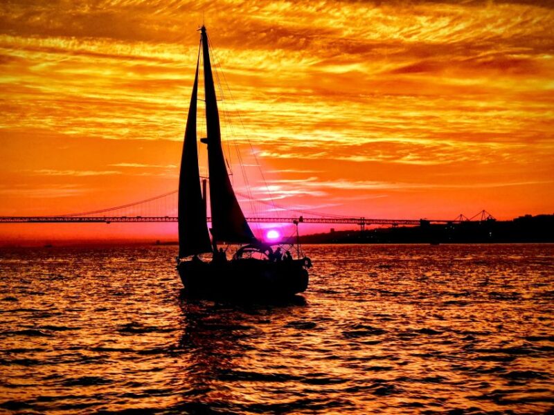 Lisbon: Day, Afternoon, or Sunset Boat Cruise With Wine - Accessibility and Restrictions