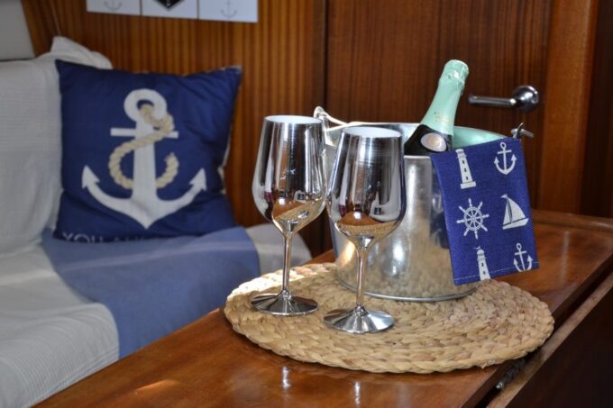 Lisbon: Day and Sunset Tour on the Tagus River - Frequently Asked Questions