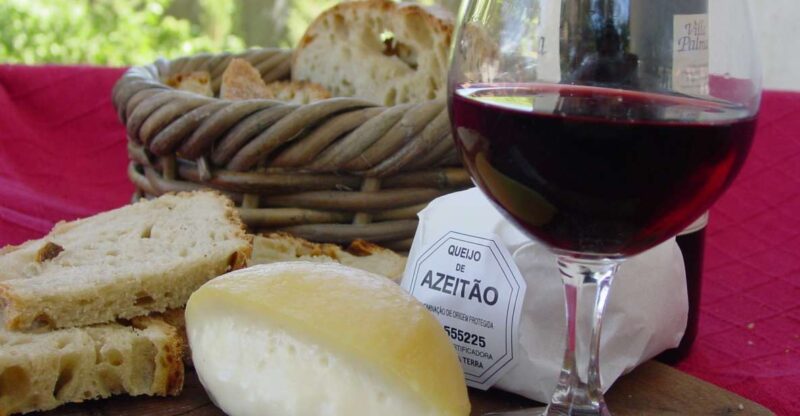 Lisbon: Day Tour of Azeitão, Arrábida, Setúbal, Palmela - Included Amenities