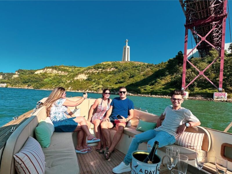 Lisbon: Daytime or Sunset Cruise With Welcome Drink - Cruise Duration and Departure