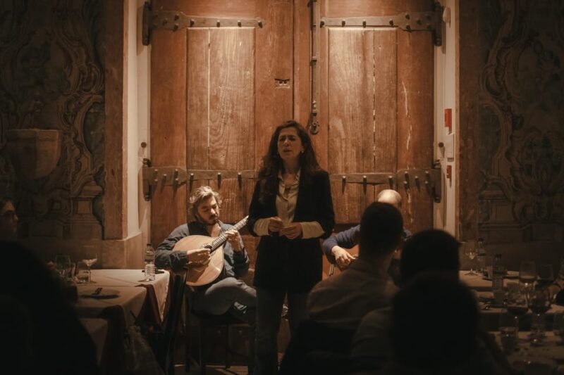 Lisbon: Fado Night With Dinner in a Typical Fado House - Established and New-Generation Fadistas