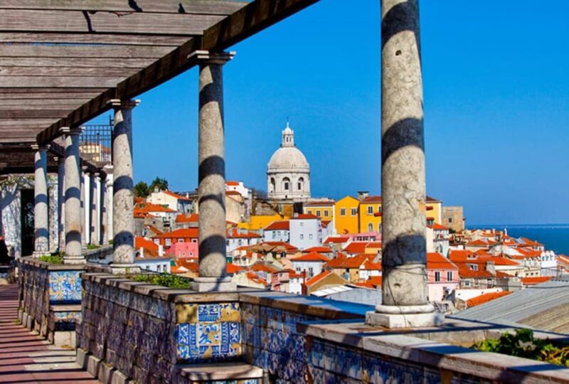 Lisbon: Food and Wine Tasting 4-Hours Tuk Tuk Tour - Pickup and Drop-off