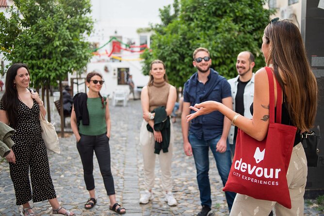 Lisbon Food & Fado Tour of Mouraria & Alfama Neighbourhoods - Experiencing Alfama