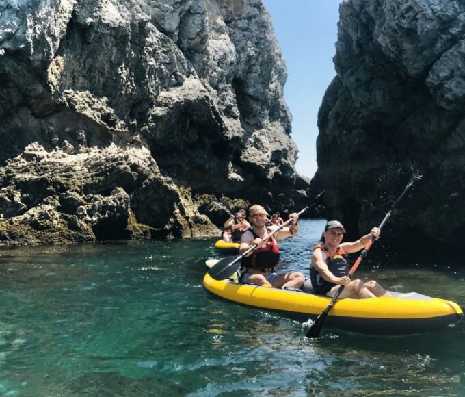 Lisbon: Full-Day Kayak Tour With Picnic and Transfer - Itinerary and Schedule