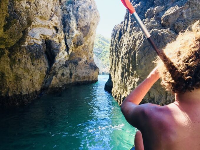 Lisbon: Full-Day Sesimbra Kayak Tour With Picnic - Tour Inclusions