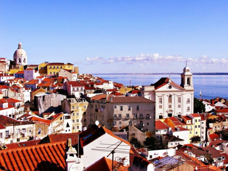 Lisbon: Full-Day Small Group City Sightseeing Tour - Itinerary Highlights