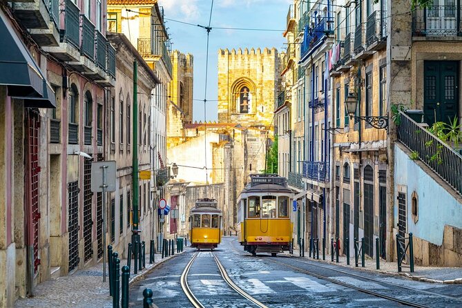 Lisbon Full Day Tour From Albufeira - Exploring Lisbon