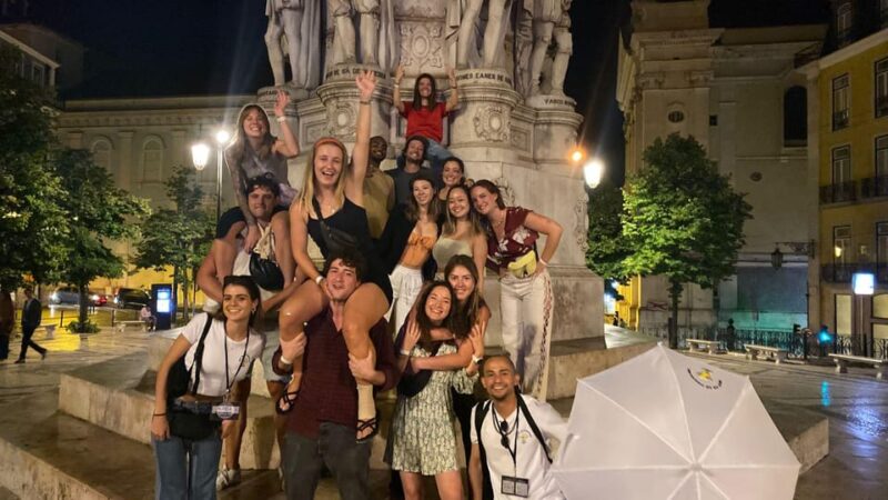 Lisbon: Guided Pub Crawl, Unlimited Drinks & VIP Club Entry - Dress Code and Requirements