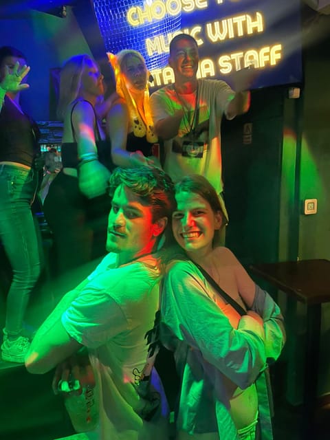 Lisbon: Guided Pub Crawl, Unlimited Drinks & VIP Club Entry - Customer Feedback and Ratings