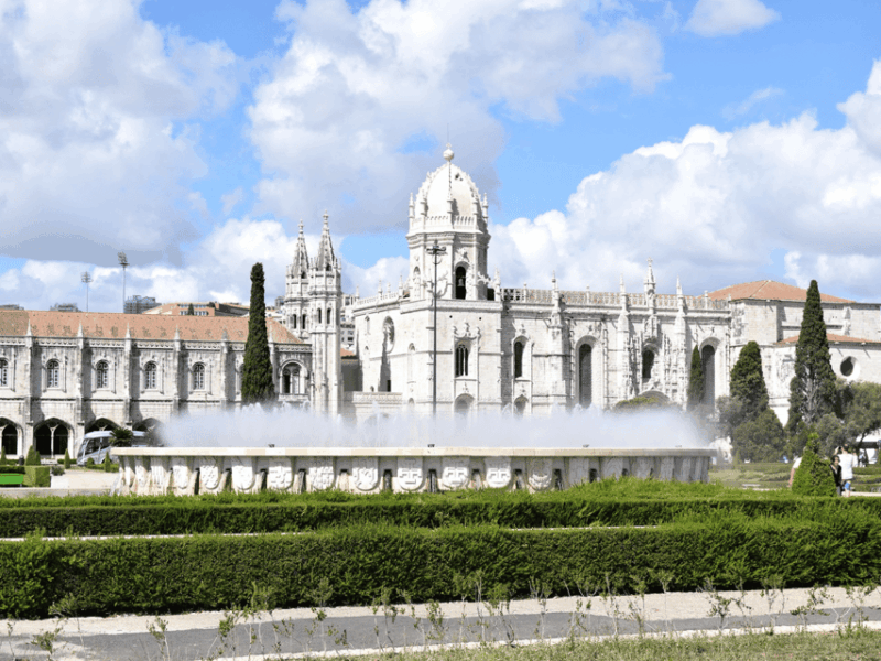 Lisbon: Half-Day Guided Sightseeing Tour by Tuk Tuk - Itinerary and Pickup Locations