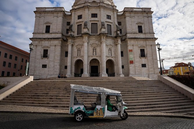 Lisbon: Half Day Sightseeing Tour on a Private Electric Tuk Tuk - Photo Opportunities
