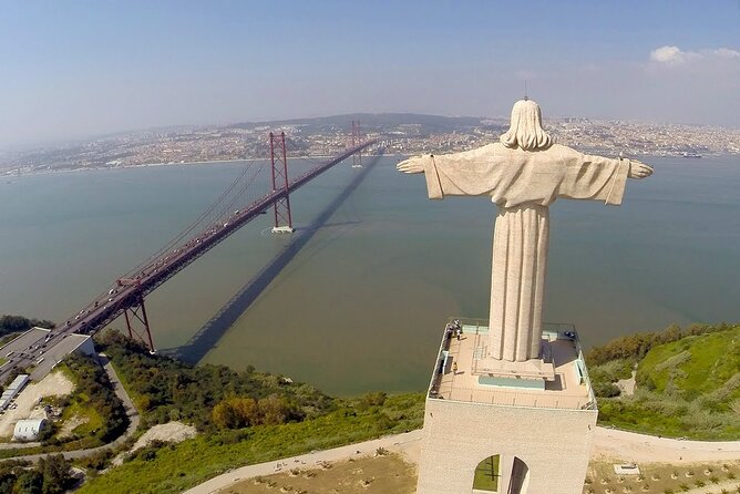 Lisbon Half Day Tour in Luxury Car - Refund Process