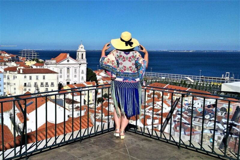 Lisbon: Highlights Tour of Lisbon, Sintra, and Cascais - Meeting Point and Check-in