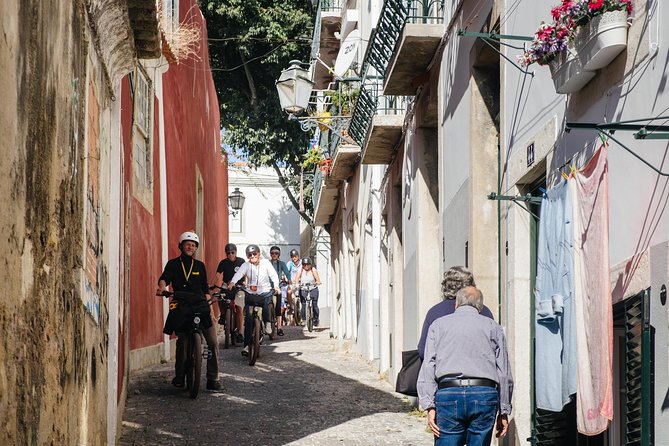Lisbon Hills Electric Bike Guided Tour - Booking and Cancellation