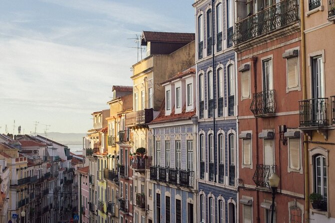 Lisbon Historic Center Private Tuk Tuk Tour 3-Hour - Inclusions and Exclusions