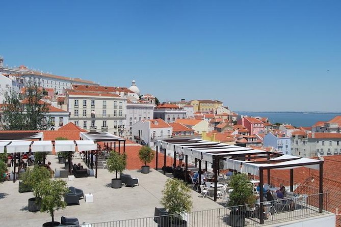Lisbon Historic Center Private Tuk Tuk Tour 3-Hour - Meeting and Pickup Details