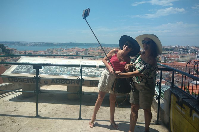 Lisbon Historic Center Private Tuk Tuk Tour 3-Hour - Tour Considerations