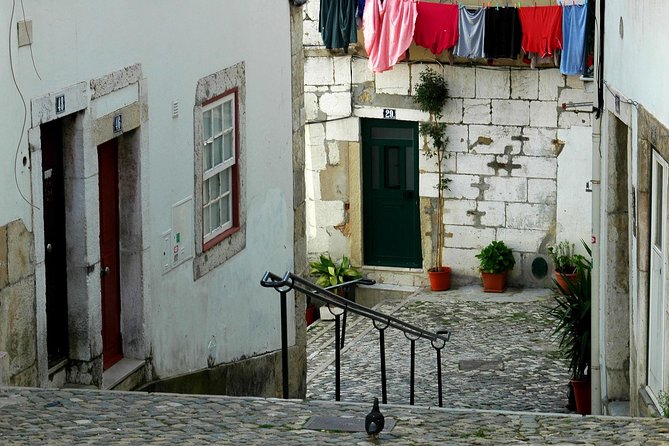 Lisbon Historical Vintage Tour: Typical Lisbon - Exploring Lisbons Charm