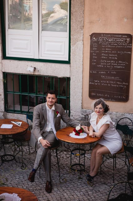 Lisbon: Honeymoon or Post-Wedding Photoshoot - Experience Highlights