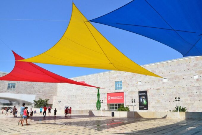 Lisbon: Hop-on Hop-off 48-Hour Bus and Boat Tour Ticket - Tour Stops and Schedules