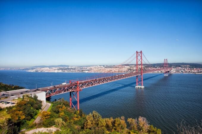 Lisbon: Hop-on Hop-off 48-Hour Bus and Boat Tour Ticket - Yellow Boat River Tour