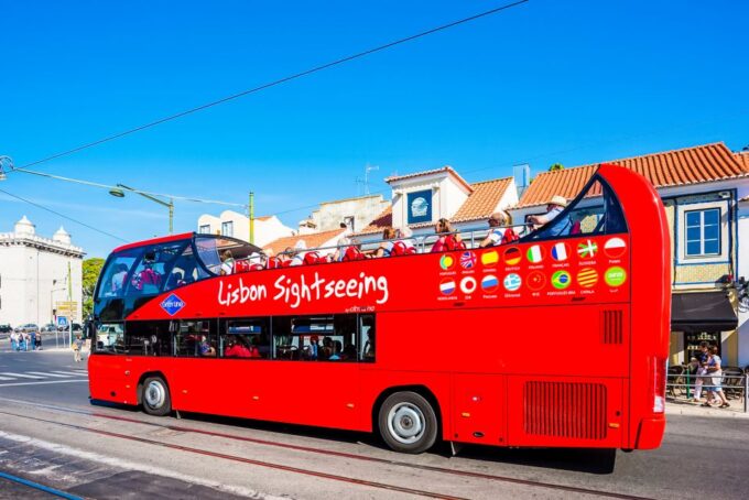 Lisbon: Hop-On Hop-Off Bus Tour - Customer Ratings and Feedback