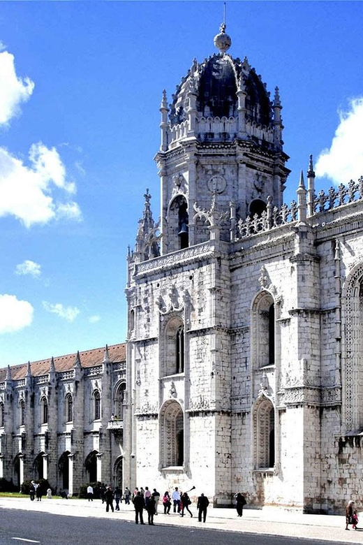 Lisbon: Jeronimos Monastery, Belém, Day Trip - Language and Accessibility Options