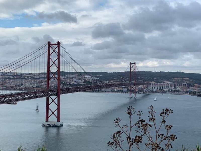 Lisbon: Karting on the Southside of the Tagus River - Lunch Option