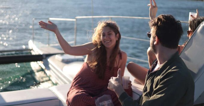 Lisbon: Love Catamaran Sunset Exclusive for Couples - Important Information
